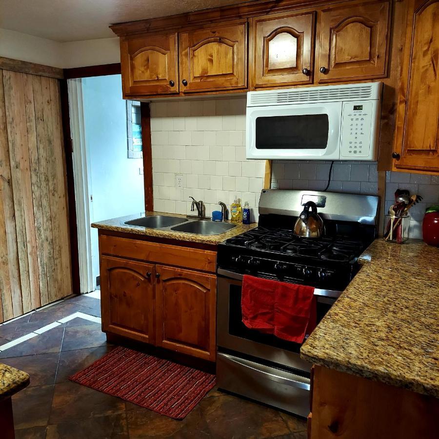 Vintage Cozy Family Home Near National Parks Saint Anthony Exterior foto